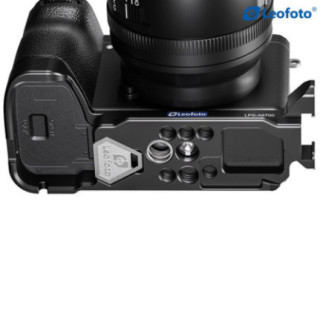 Leofoto LPS-A6700 — L-bracket for Sony A6700 | Leofoto Store