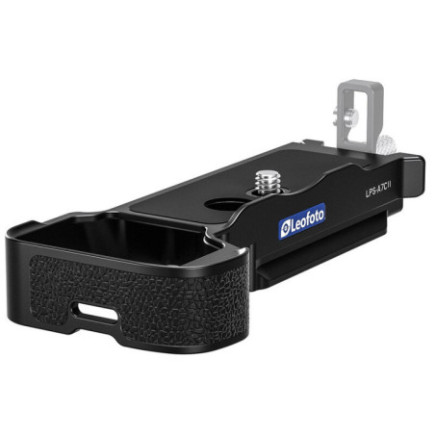 Leofoto LPS-A7CR/A7CII — L-bracket for Sony A7CR/A7CII | Leofoto Store