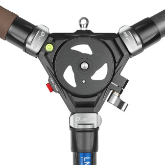 Leofoto LN-404C — carbon Mountain tripod | Leofoto Store